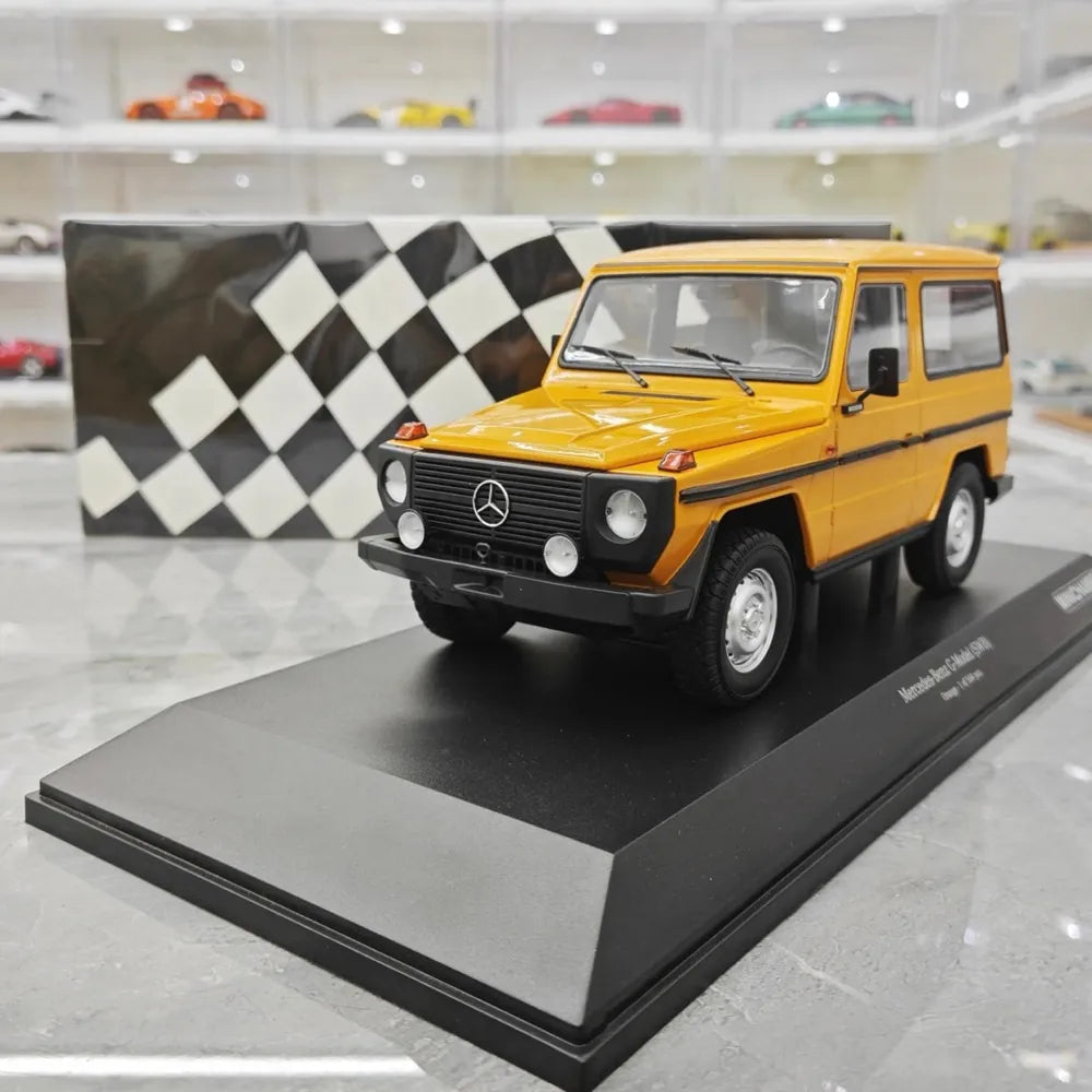 [Minichamps] 1:18 Mercedes-Benz 1979 G-Class W460 Yellow Model Car Resin