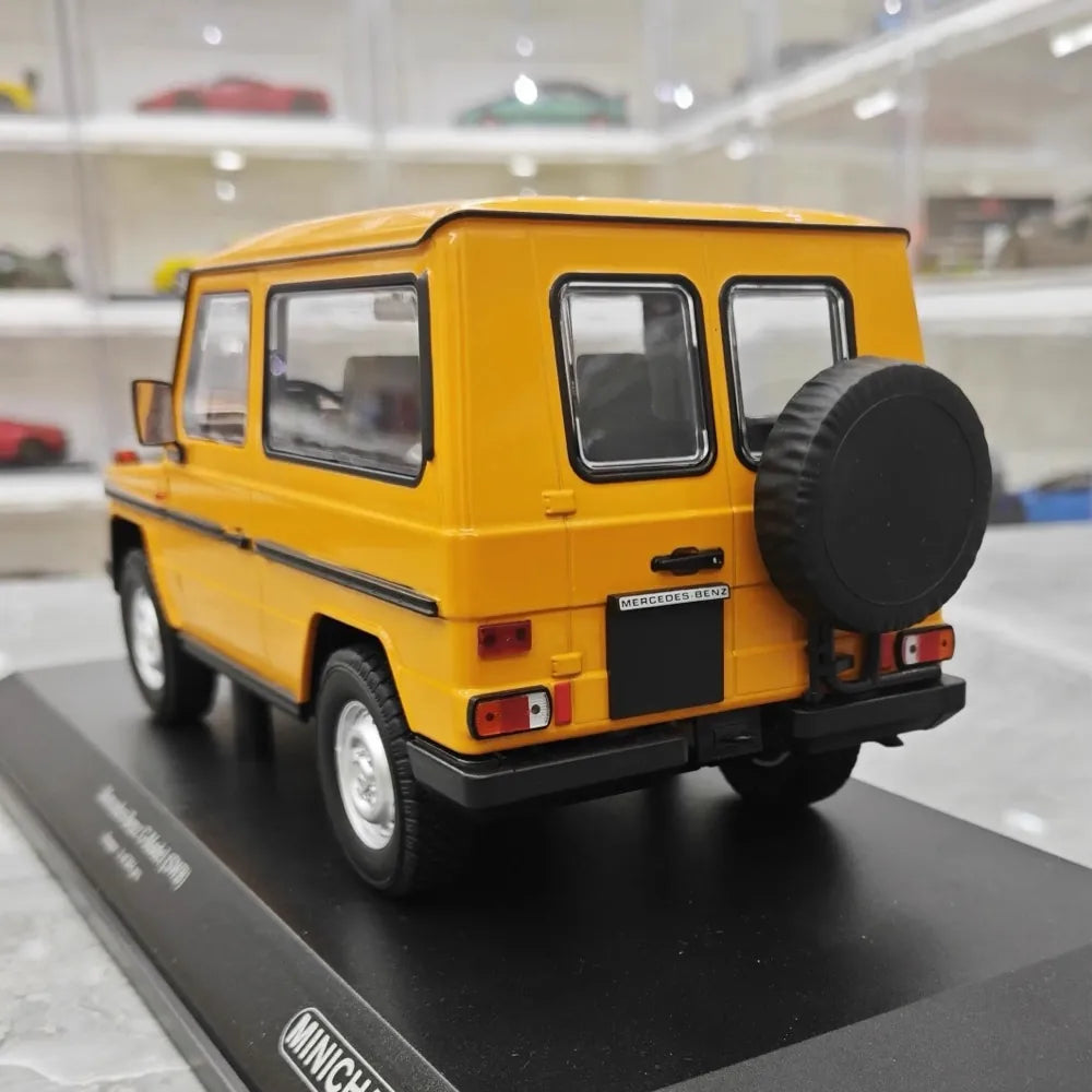 [Minichamps] 1:18 Mercedes-Benz 1979 G-Class W460 Yellow Model Car Resin