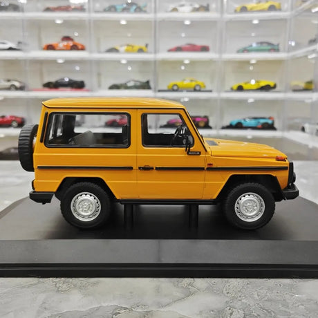 [Minichamps] 1:18 Mercedes-Benz 1979 G-Class W460 Yellow Model Car Resin
