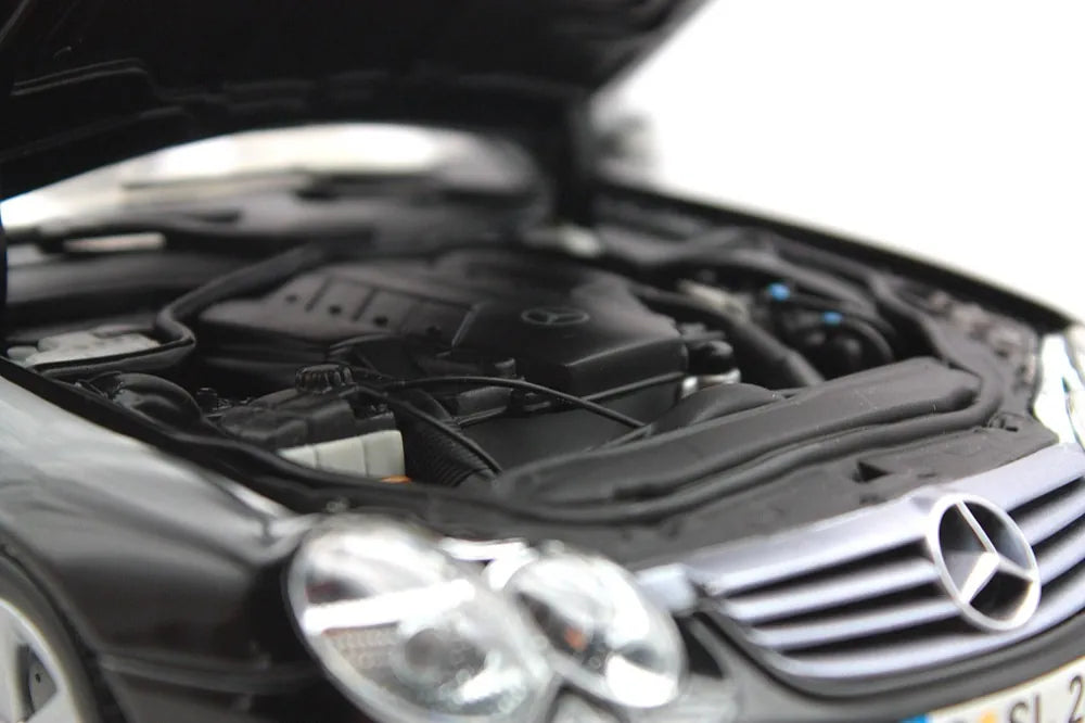[Minichamps] 1:18 Mercedes-Benz 2003 SL500 Black Model Car Die-Cast