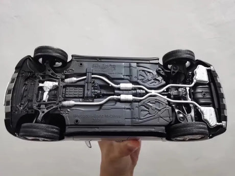 [Minichamps] 1:18 Mercedes-Benz 2005 ML-Class W164 Silver Model Car Die-Cast