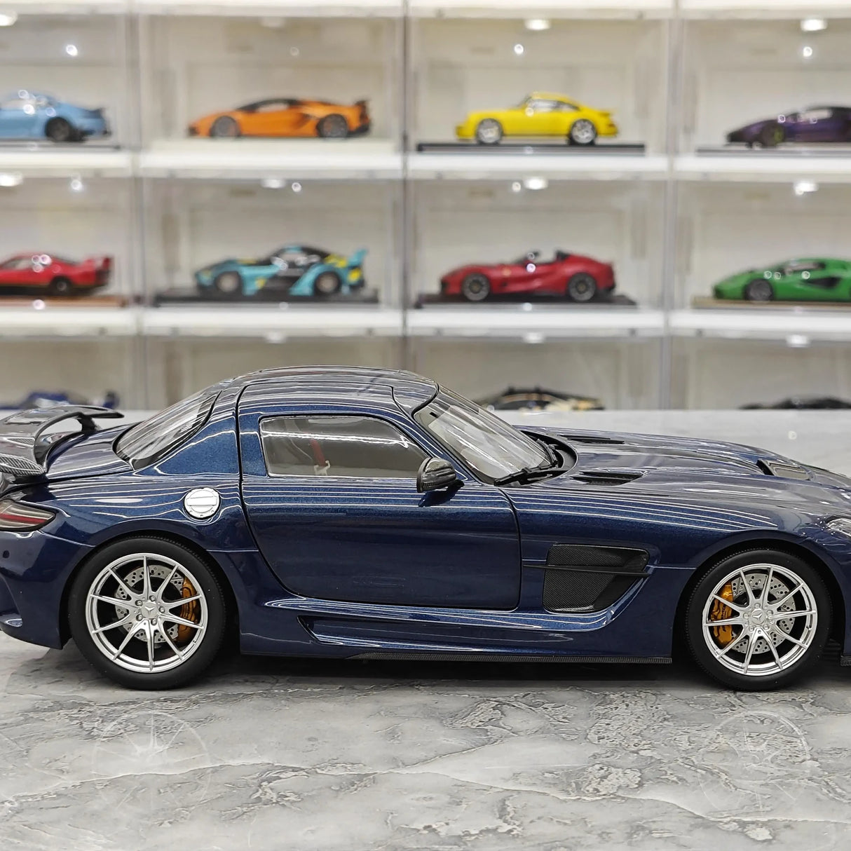 [Minichamps] 1:18 Mercedes-Benz 2010 SLS AMG Modello Mystic Blue Auto Pressofuso