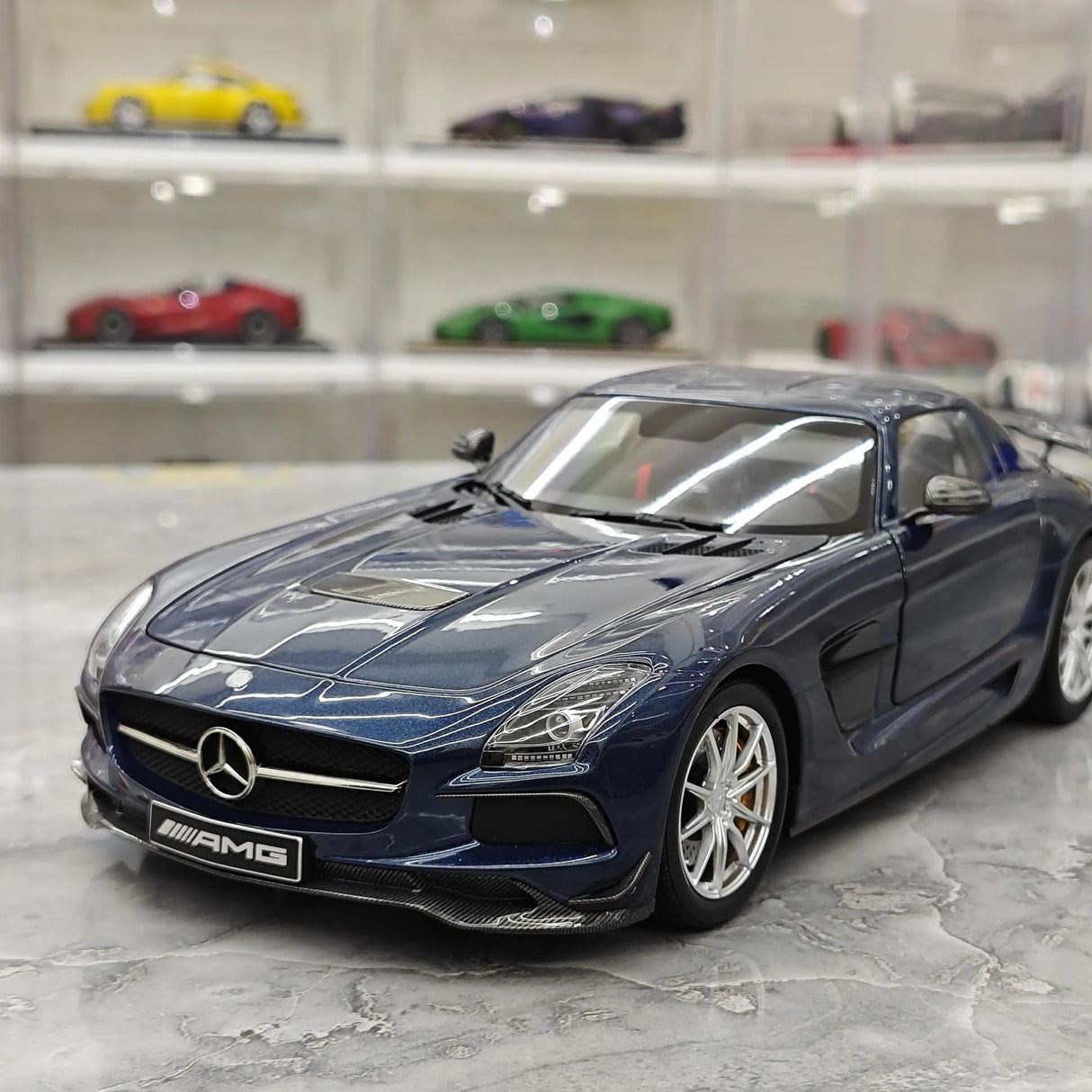 [Minichamps] 1:18 Mercedes-Benz 2010 SLS AMG Modello Mystic Blue Auto Pressofuso