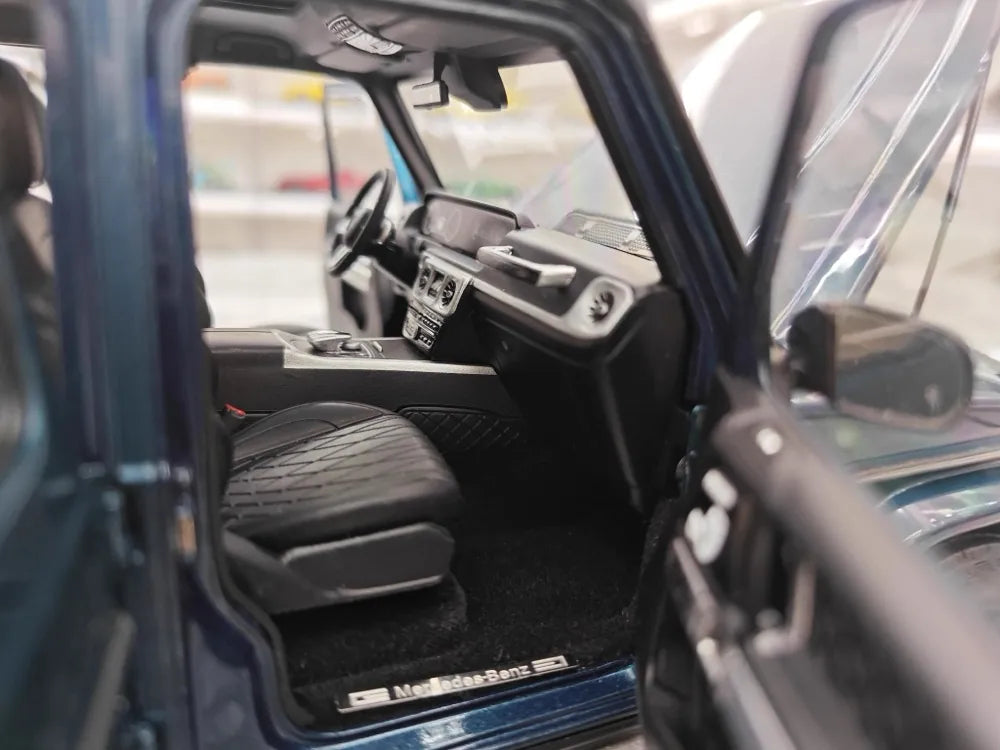 [Minichamps] 1:18 Mercedes-Benz 2020 G500 Blue Model Car Die-Cast