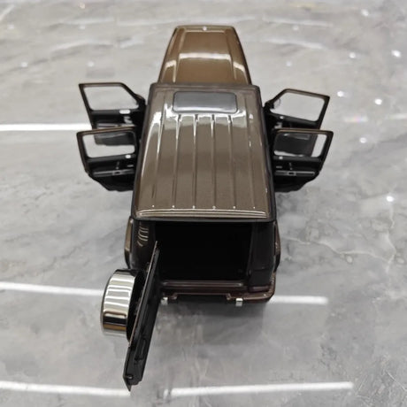 [Minichamps] 1:18 Mercedes-Benz 2020 G500 Brown Model Car Die-Cast