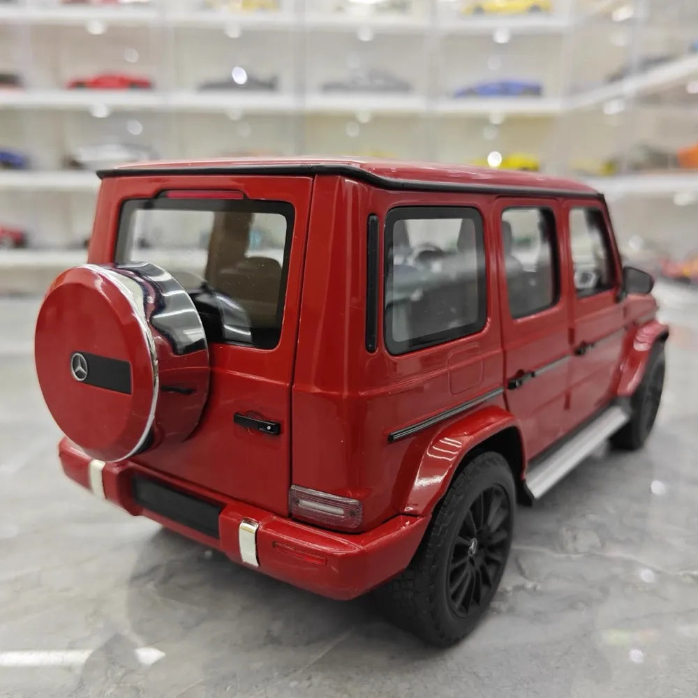 [Minichamps] 1:18 Mercedes-Benz 2020 G500 Red Model Car Die-Cast