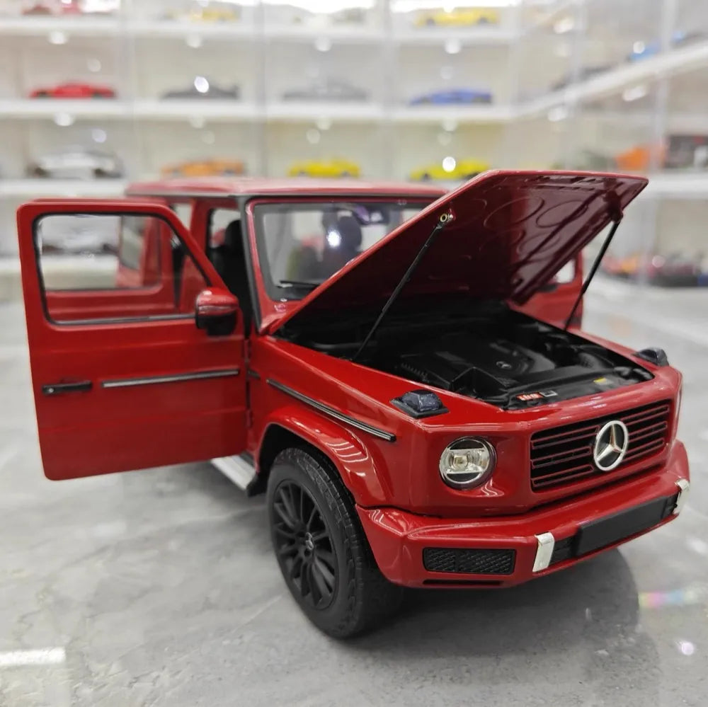 [Minichamps] 1:18 Mercedes-Benz 2020 G500 Red Model Car Die-Cast