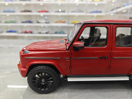 [Minichamps] 1:18 Mercedes-Benz 2020 G500 Red Model Car Die-Cast