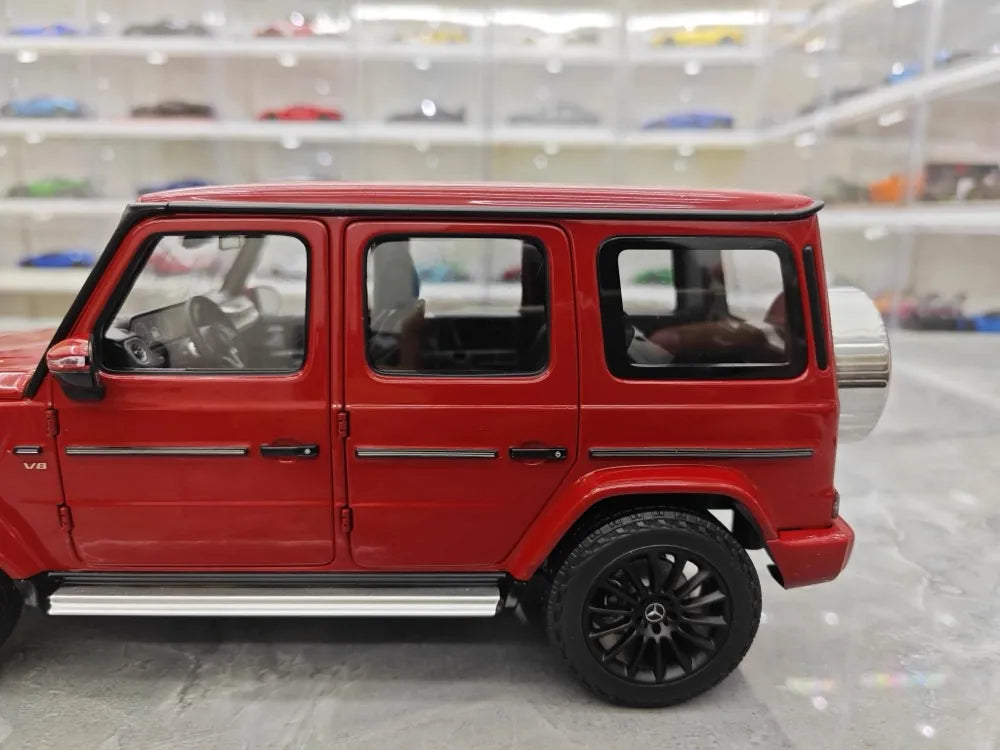 [Minichamps] 1:18 Mercedes-Benz 2020 G500 Red Model Car Die-Cast