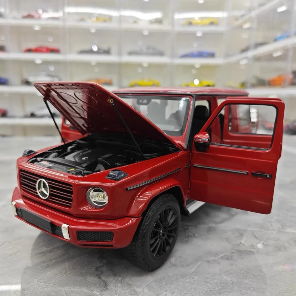 [Minichamps] 1:18 Mercedes-Benz 2020 G500 Red Model Car Die-Cast