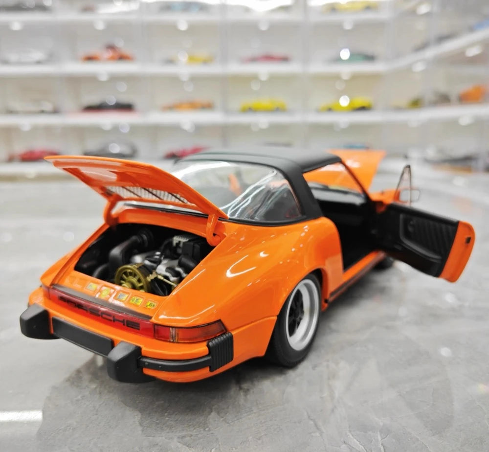 [Minichamps] 1:18 Porsche 1987 911 Carrera 3.2 Targa Orange Model Car Die-Cast