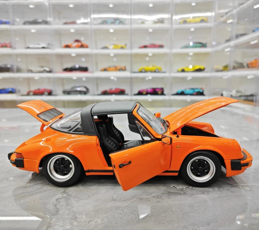 [Minichamps] 1:18 Porsche 1987 911 Carrera 3.2 Targa Orange Model Car Die-Cast