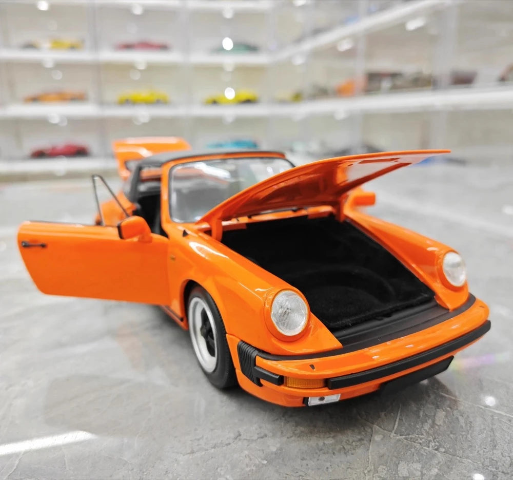[Minichamps] 1:18 Porsche 1987 911 Carrera 3.2 Targa Orange Model Car Die-Cast