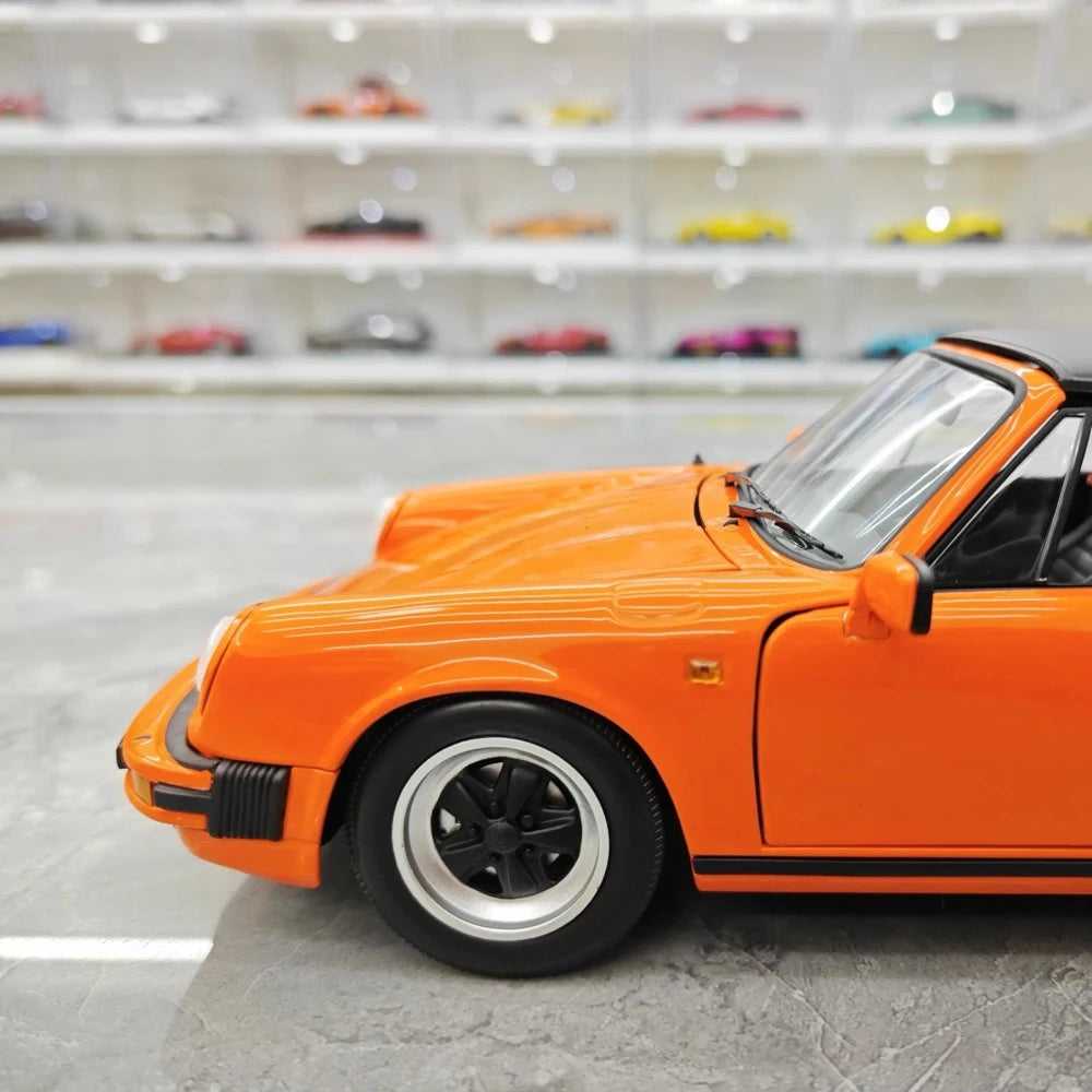 [Minichamps] 1:18 Porsche 1987 911 Carrera 3.2 Targa orange modellbil Die-Cast