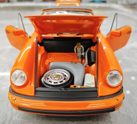 [Minichamps] 1:18 Porsche 1987 911 Carrera 3.2 Targa Orange Model Car Die-Cast