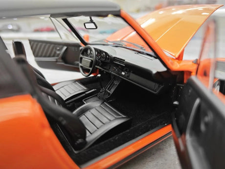[Minichamps] 1:18 Porsche 1987 911 Carrera 3.2 Targa Orange Model Car Die-Cast