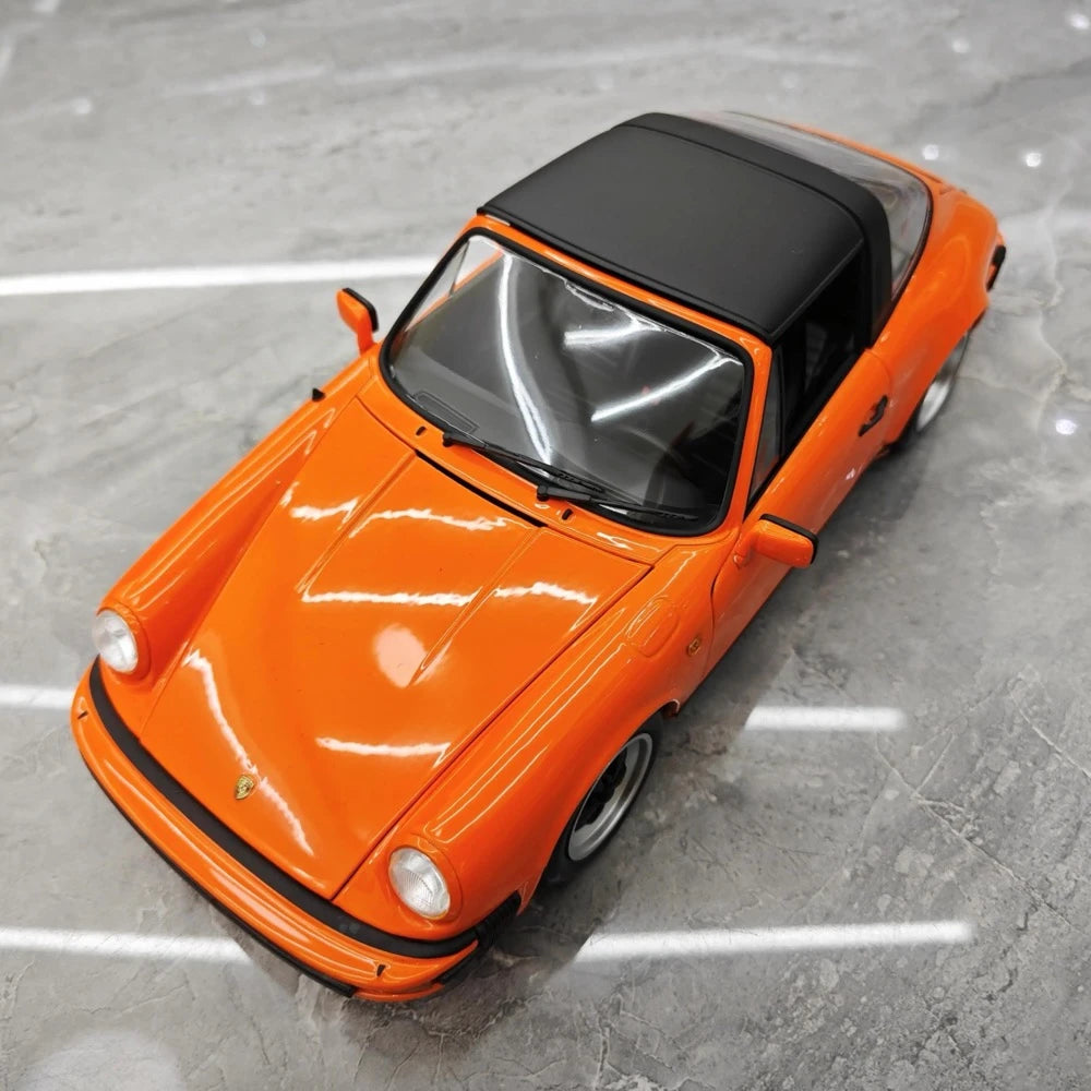 [Minichamps] 1:18 Porsche 1987 911 Carrera 3.2 Targa Orange Model Car Die-Cast
