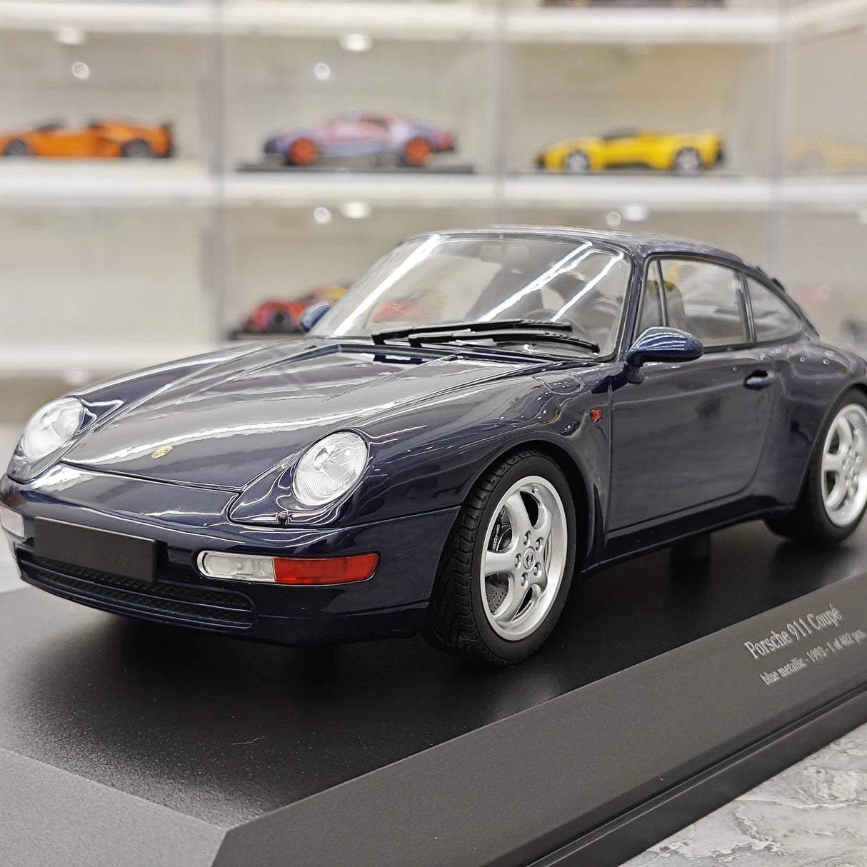 Minichamps Porsche 1993 911 993 Coupe Metallic azul 1:18 – modelo de coleção em metal fundido