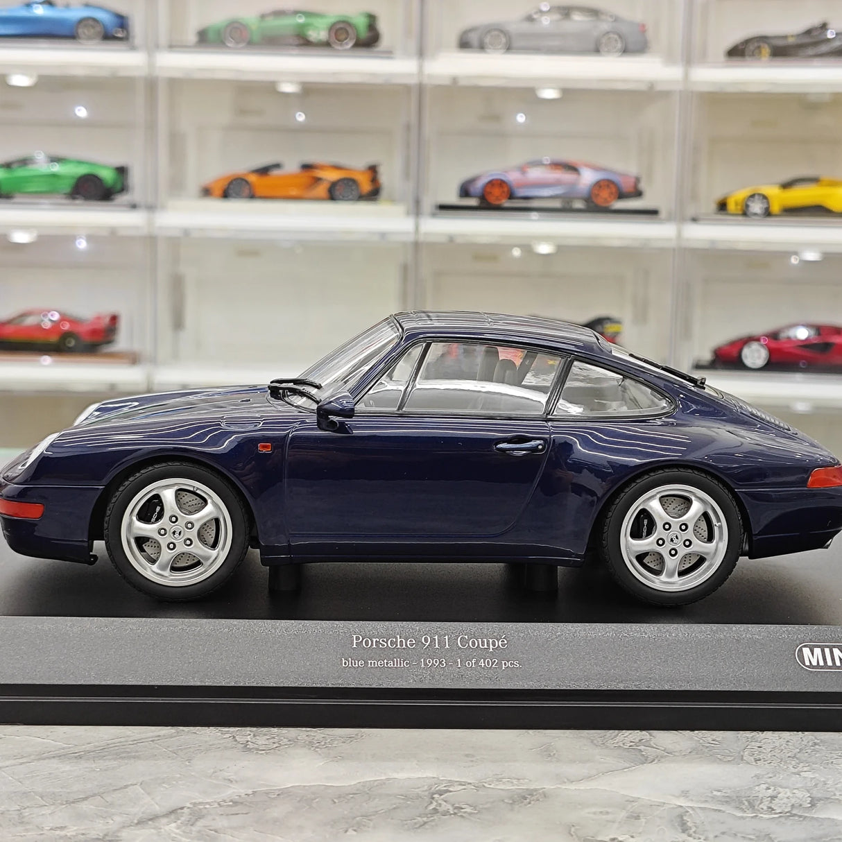 Minichamps Porsche 1993 911 993 Coupe Metallic azul 1:18 – modelo de coleção em metal fundido