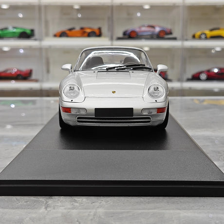 Minichamps Porsche 1993 911 993 Coupe prateado 1:18 – modelo de coleção em metal fundido