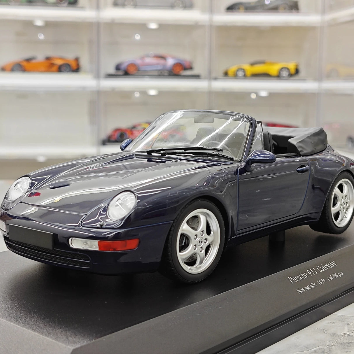 Minichamps Porsche 1994 911 993 Cabriolet Metallic blauw 1:18 – diecast verzamelmodel