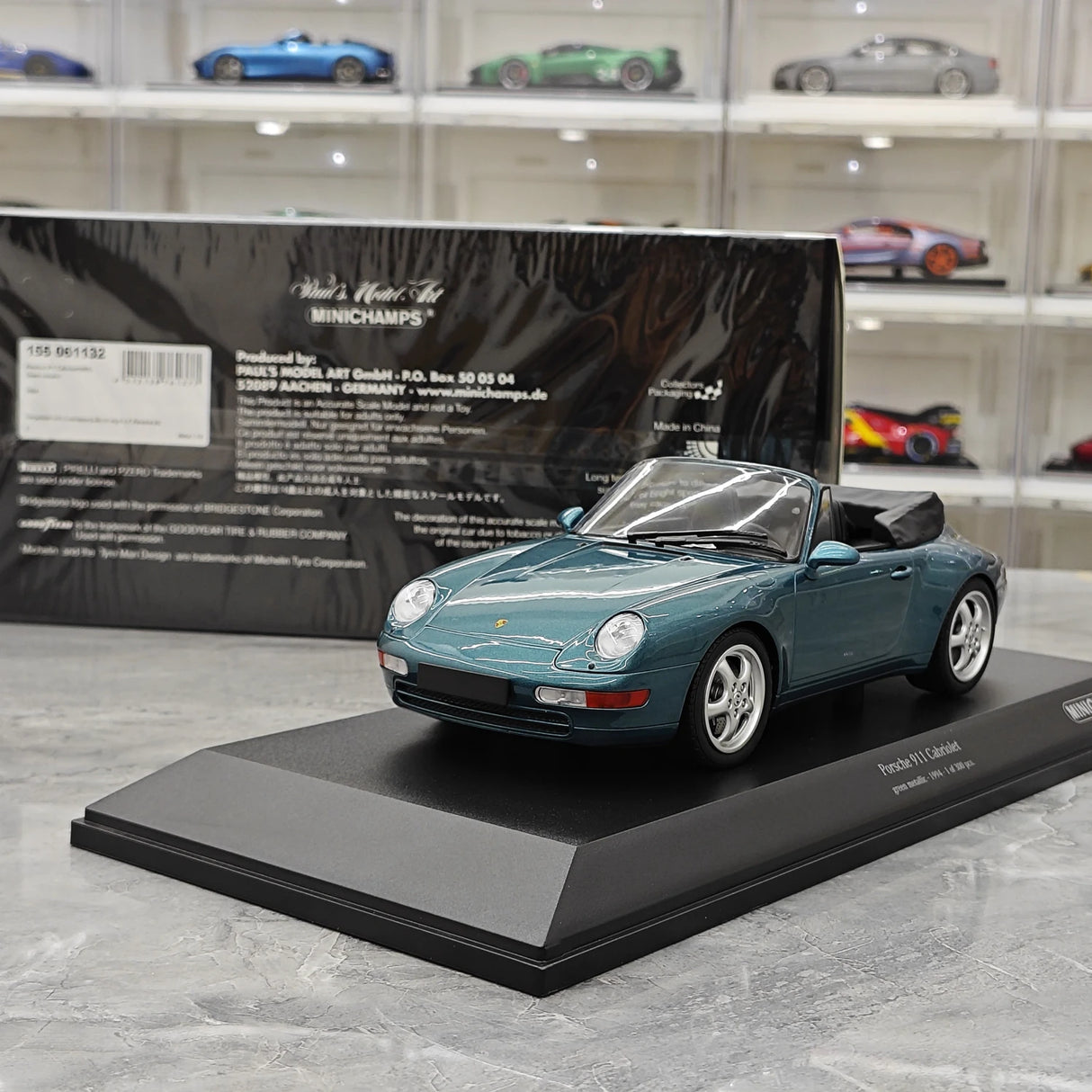 Minichamps Porsche 1994 911 993 Cabriolet Green Metallic 1:18 – Modelo de Metal Fundido Colecionável