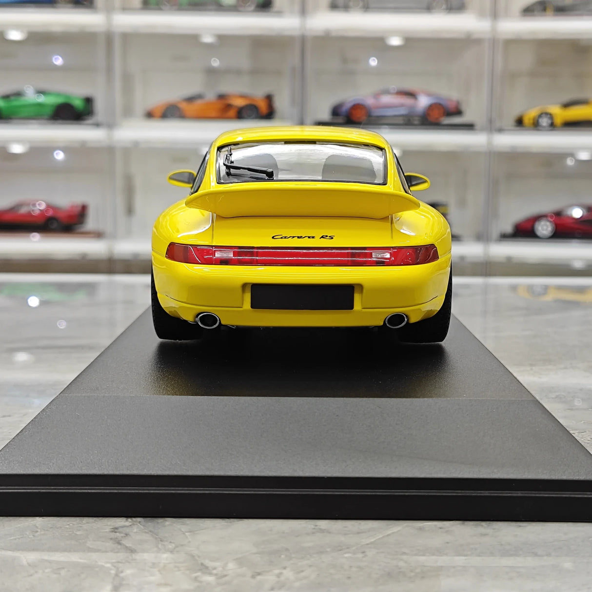 Minichamps Porsche 1994 911 RS 993 geel 1:18 – diecast verzamelmodel