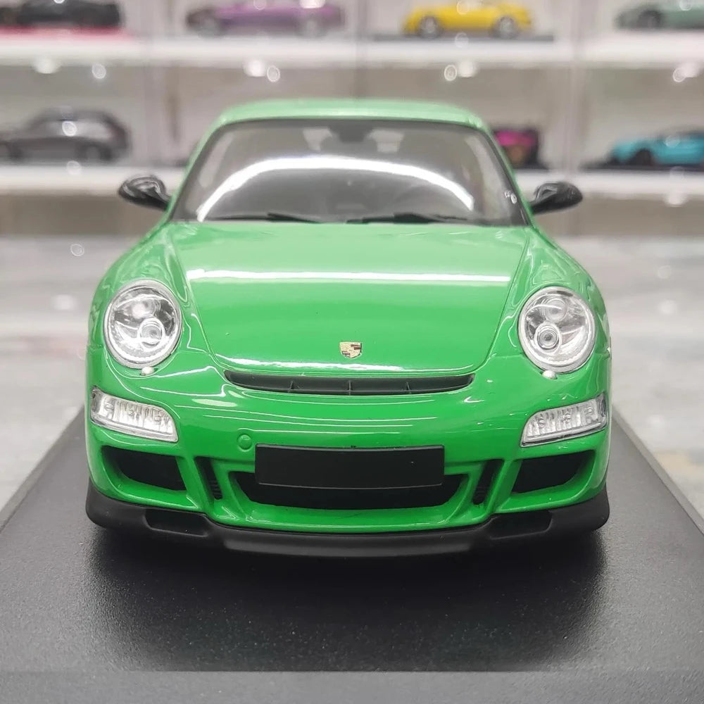 [Minichamps] 1:18 Porsche 2009 911 GT3 RS 997.2 Green Model Car Resin