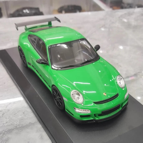 [Minichamps] 1:18 Porsche 2009 911 GT3 RS 997.2 Green Model Car Resin