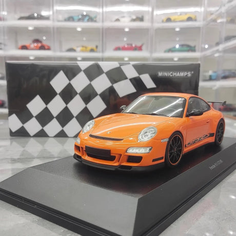 [Minichamps] 1:18 Porsche 2009 911 GT3 RS 997.2 Orange Model Car Resin