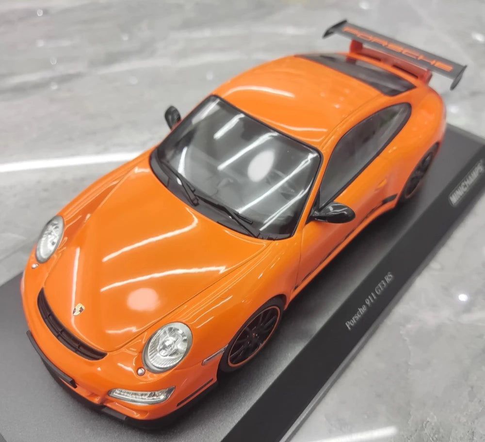 [Minichamps] 1:18 Porsche 2009 911 GT3 RS 997.2 Orange Model Car Resin
