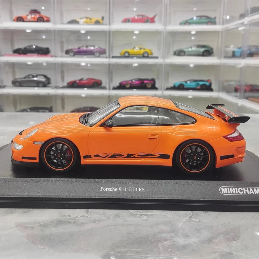 [Minichamps] 1:18 Porsche 2009 911 GT3 RS 997.2 Orange Model Car Resin