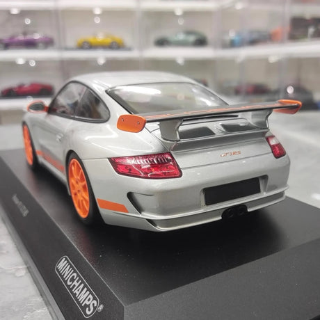 [Minichamps] 1:18 Porsche 2009 911 GT3 RS 997.2 Silver Model Car Resin