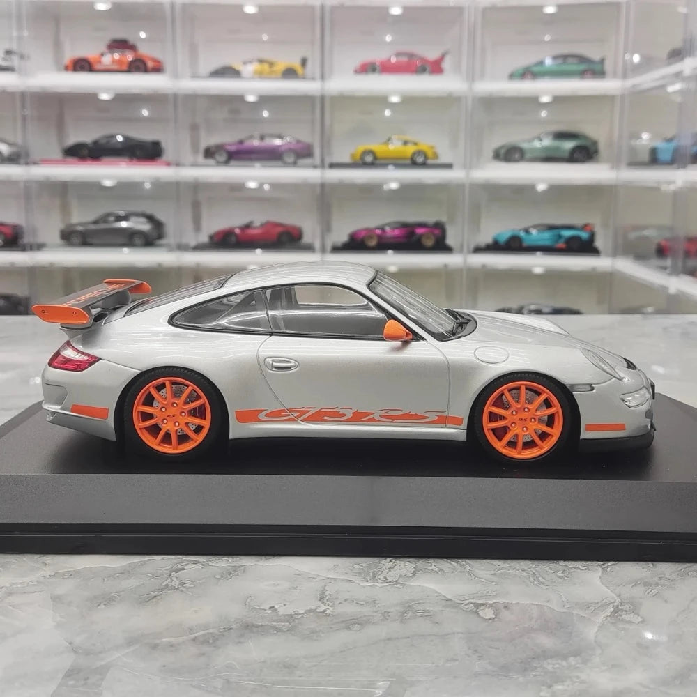 [Minichamps] 1:18 Porsche 2009 911 GT3 RS 997.2 Silver Model Car Resin