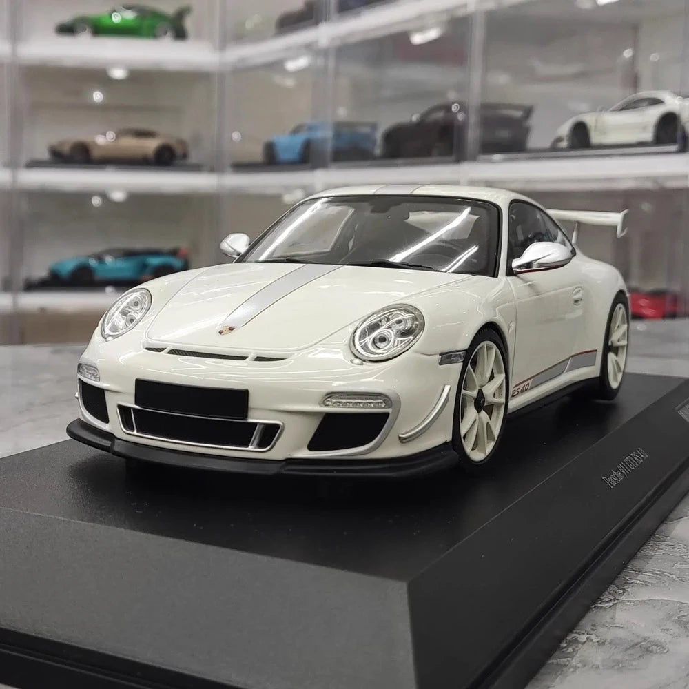 [Minichamps] 1:18 Porsche 2011 911 GT3 RS 4.0 White Model Car Resin
