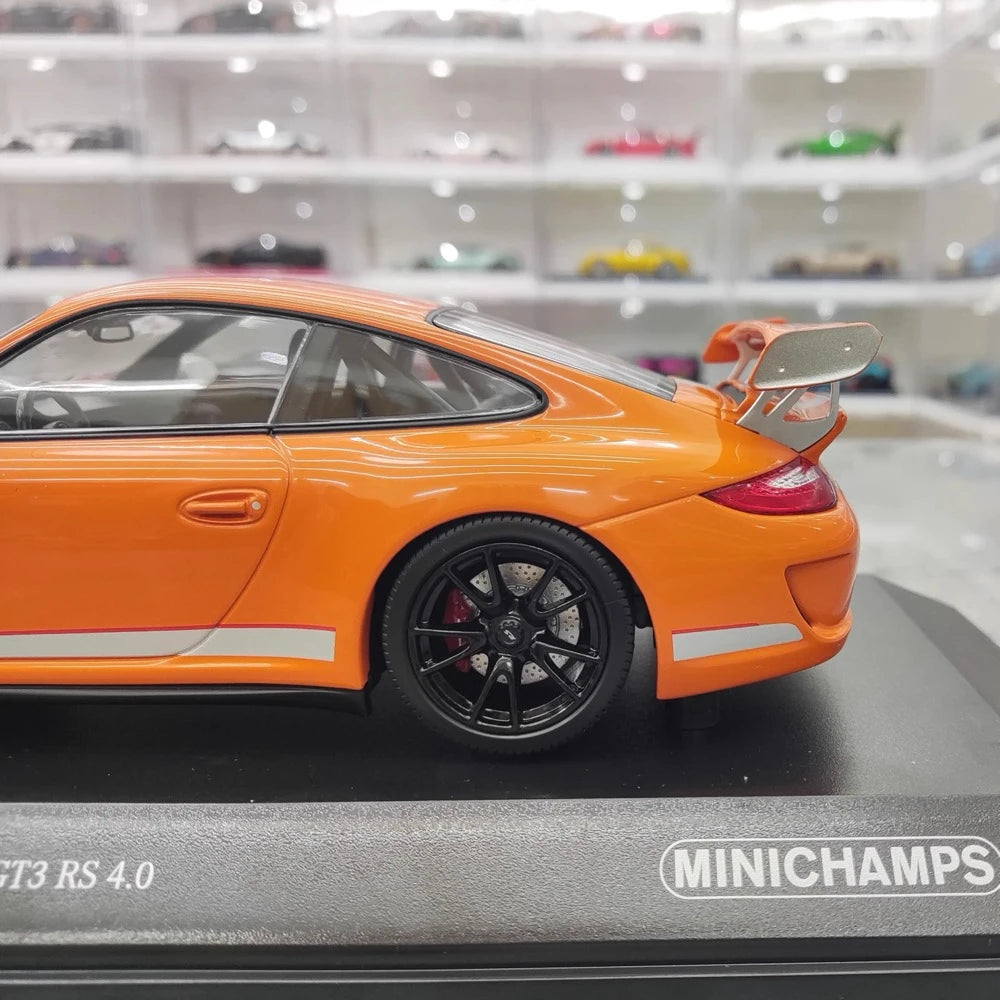 [Minichamps] 1:18 Porsche 2011 911 GT3 RS 4.0 Yellow Model Car Resin