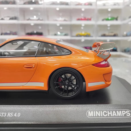 [Minichamps] 1:18 Porsche 2011 911 GT3 RS 4.0 Yellow Model Car Resin