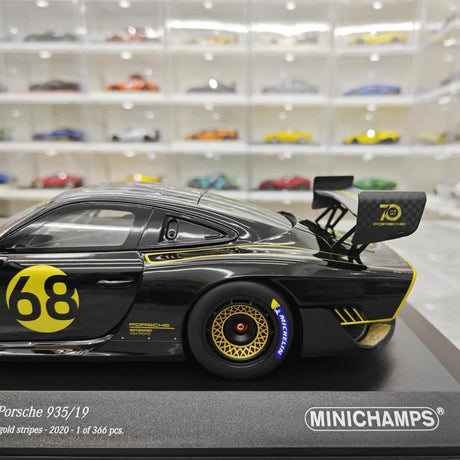 [Minichamps] 1:18 Porsche 2019 935/19 #68 Model Car Resin / Closed Body