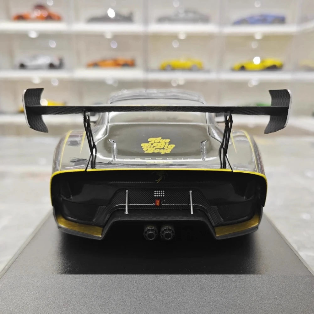 [Minichamps] 1:18 Porsche 2019 935/19 #68 Model Car Resin / Closed Body