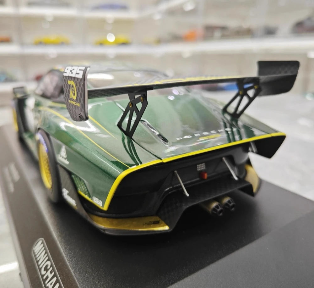 [Minichamps] 1:18 Porsche 2019 935/19 #71 Model Car Resin / Closed Body