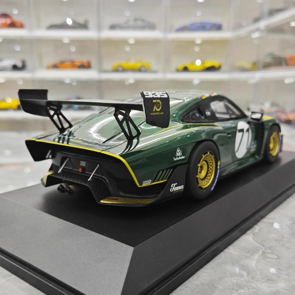 [Minichamps] 1:18 Porsche 2019 935/19 #71 Model Car Resin / Closed Body