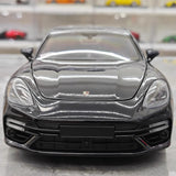 [Minichamps] 1:18 Porsche 2021 Panamera Turbo S Black Model Car Die-Cast