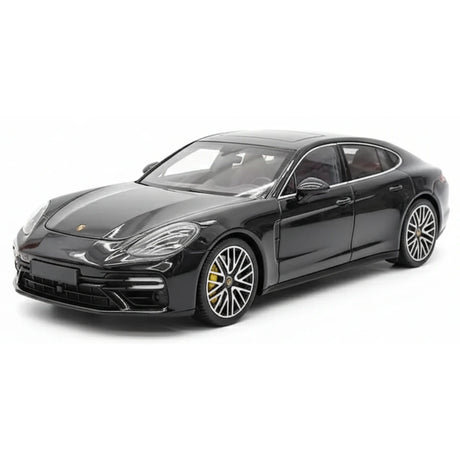 [Minichamps] 1:18 Porsche 2021 Panamera Turbo S Black Model Car Die-Cast