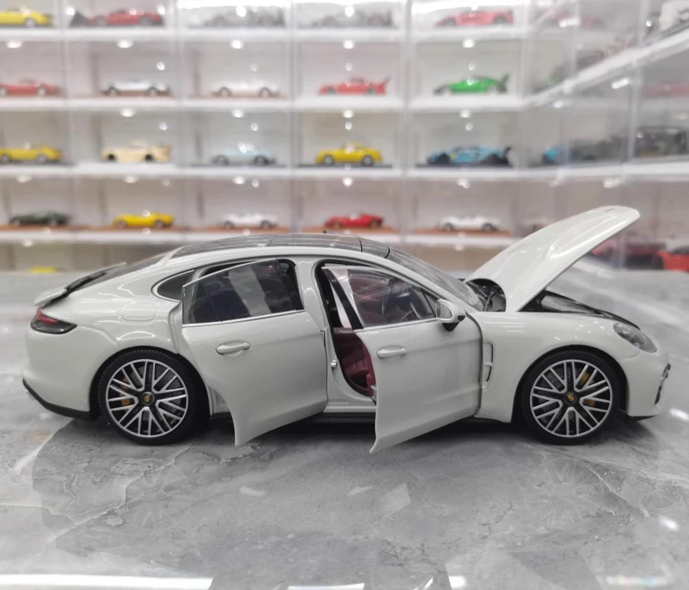 [Minichamps] 1:18 Porsche 2021 Panamera Turbo S Gray Model Car Die-Cast