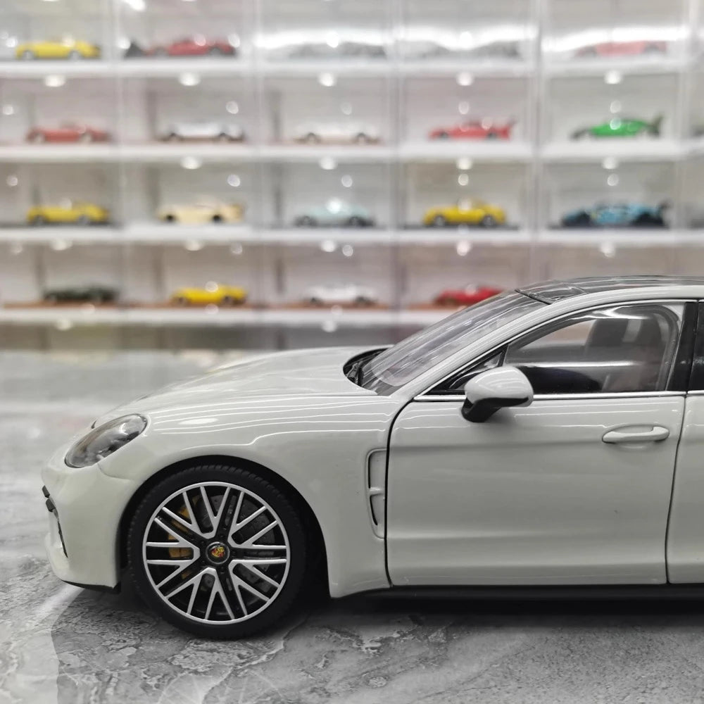 [Minichamps] 1:18 Porsche 2021 Panamera Turbo S Gray Model Car Die-Cast
