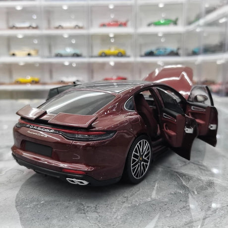 [Minichamps] 1:18 Porsche 2021 Panamera Turbo S Red Model Car Die-Cast