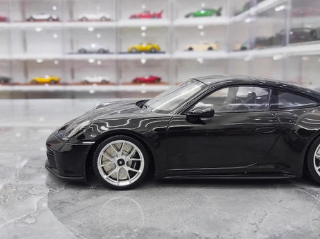 [Minichamps] 1:18 Porsche 2022 911 992 GT3 Black Model Car Resin