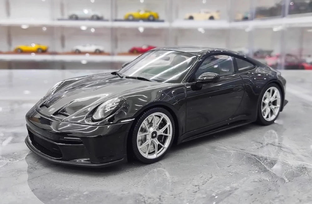 [Minichamps] 1:18 Porsche 2022 911 992 GT3 Black Model Car Resin