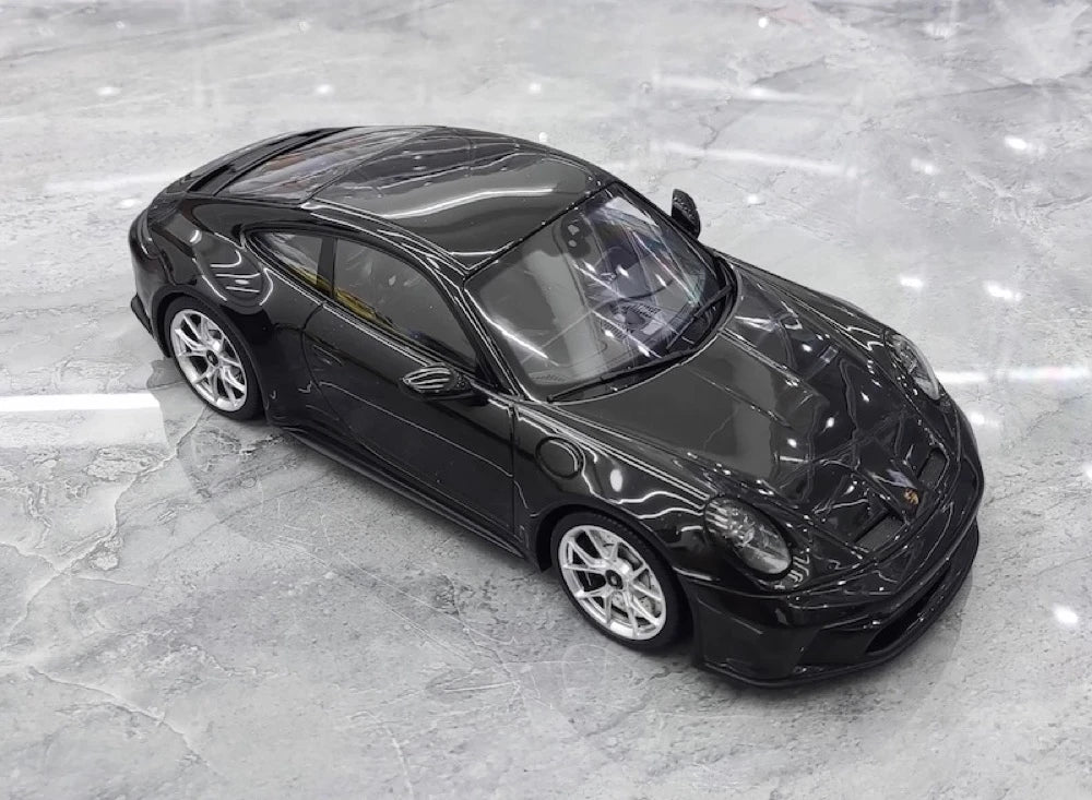[Minichamps] 1:18 Porsche 2022 911 992 GT3 Black Model Car Resin