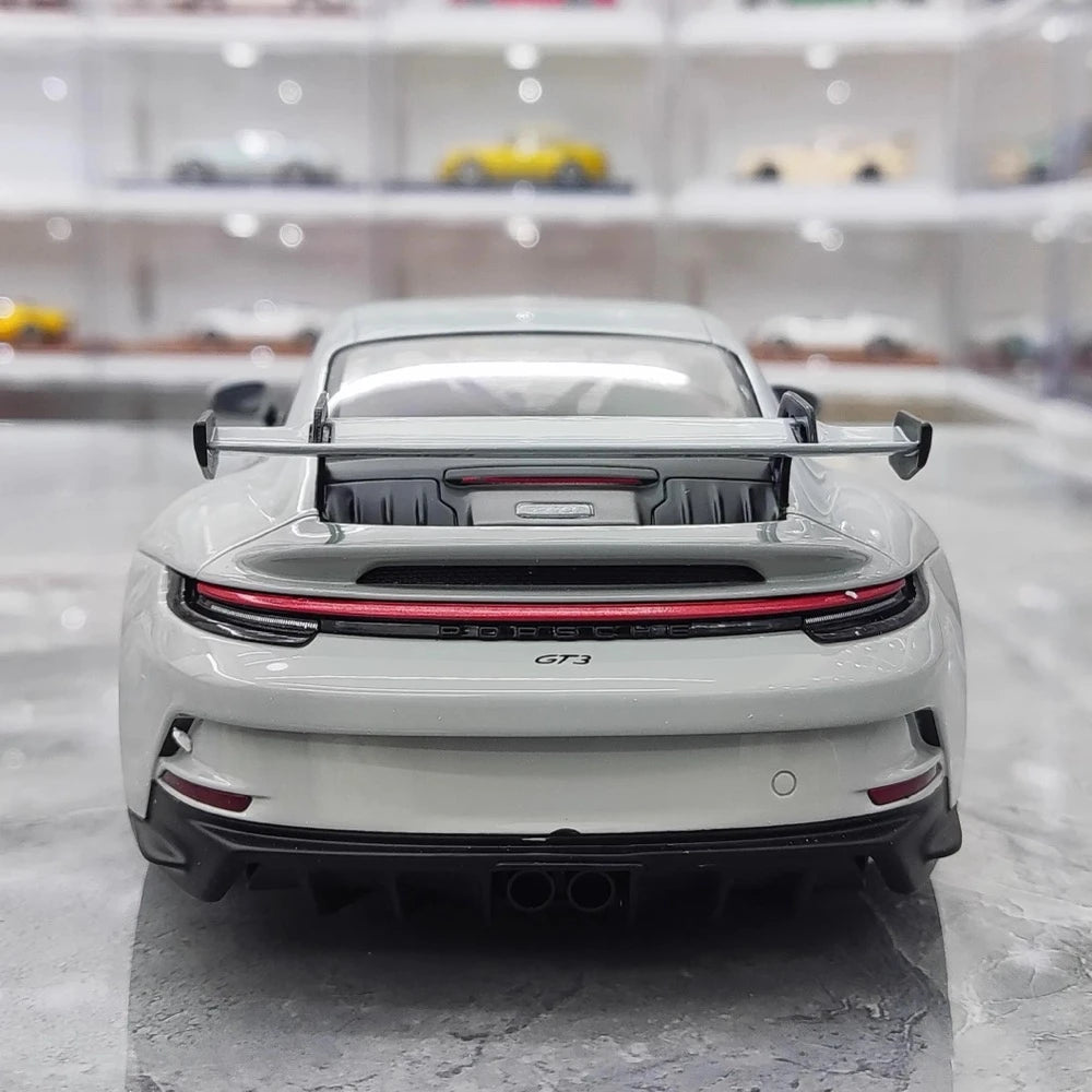 [Minichamps] 1:18 Porsche 2022 911 992 GT3 Gray Model Car Resin